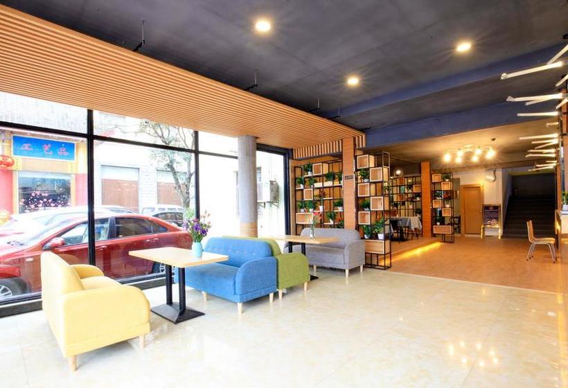 Global Village River View Hostel