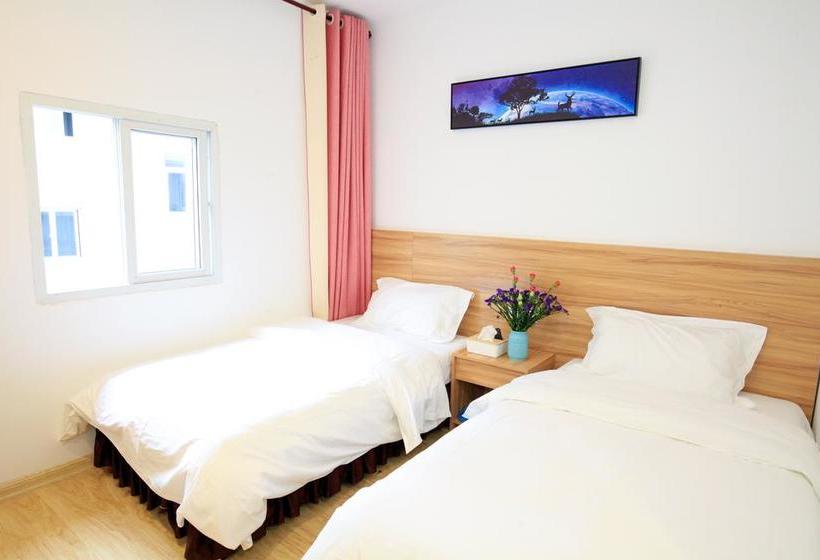 Global Village River View Hostel