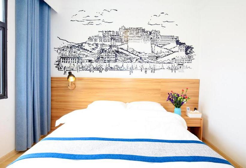 Global Village River View Hostel