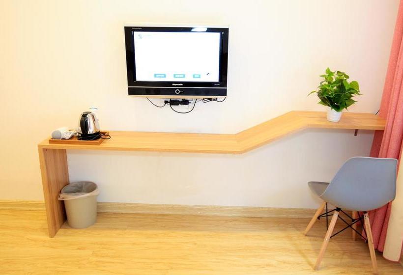 Global Village River View Hostel