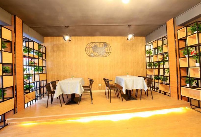 Global Village River View Hostel