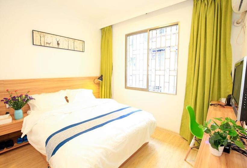 Global Village River View Hostel