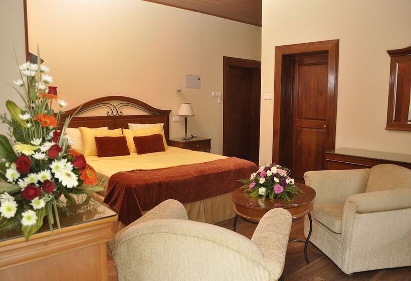 فندق 4 U Saliya Garden