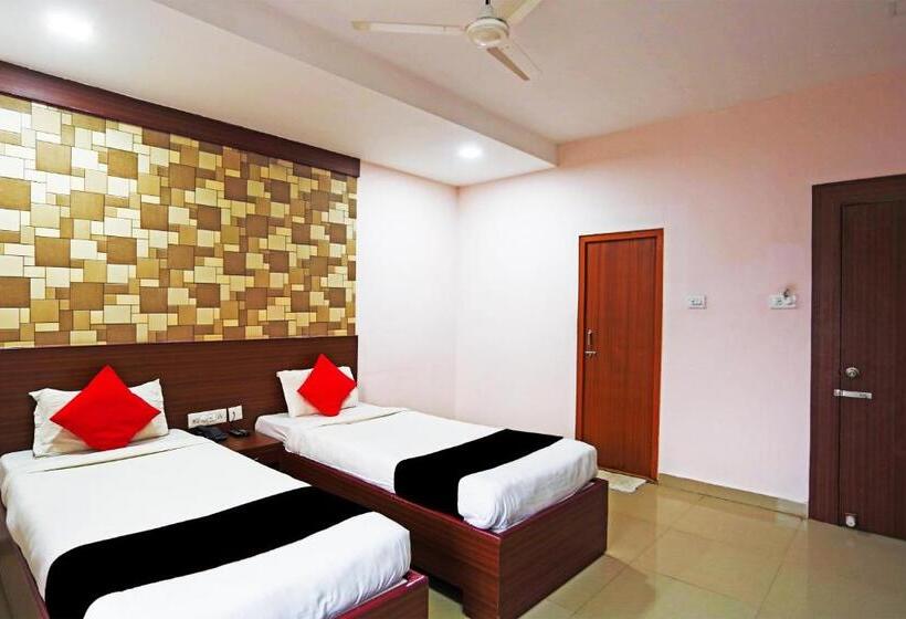 Отель Townhouse Best Inn