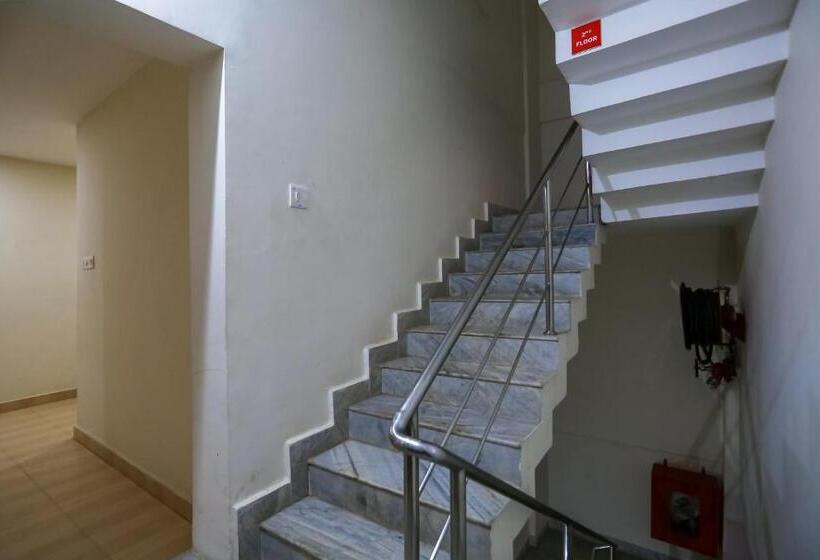 Отель Townhouse Best Inn