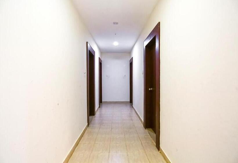 Отель Townhouse Best Inn