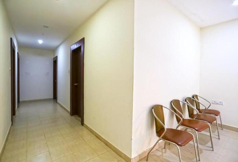 Отель Townhouse Best Inn