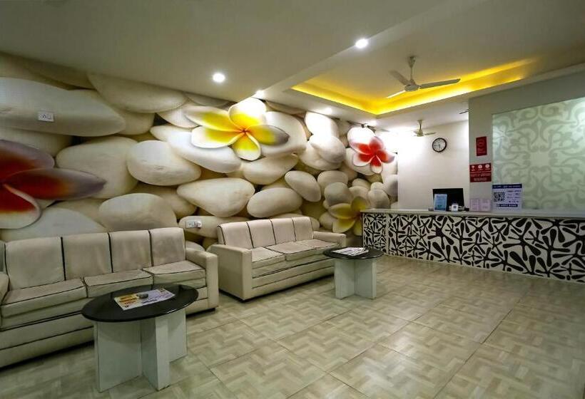 Отель Townhouse Best Inn