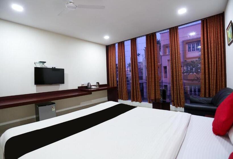 Отель Townhouse Best Inn