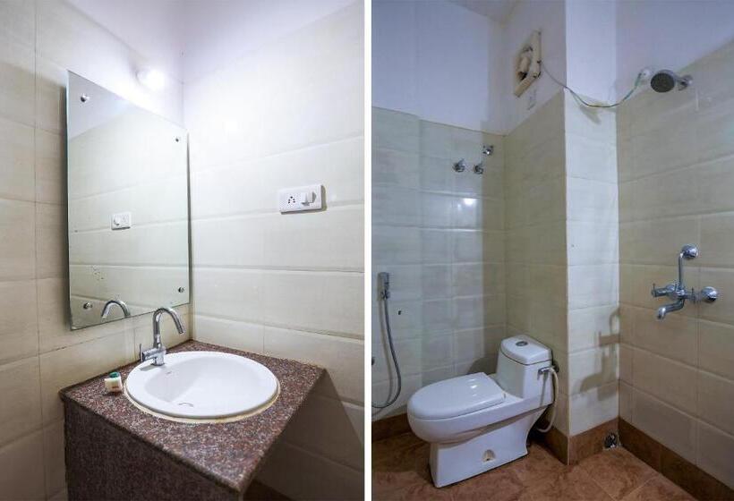 Отель Townhouse Best Inn