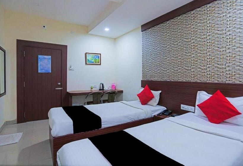 Отель Townhouse Best Inn