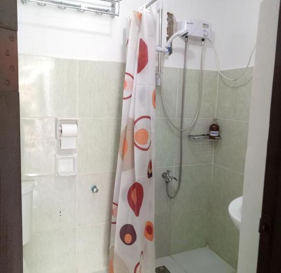 هتل Chelle S Apartelle  Inn