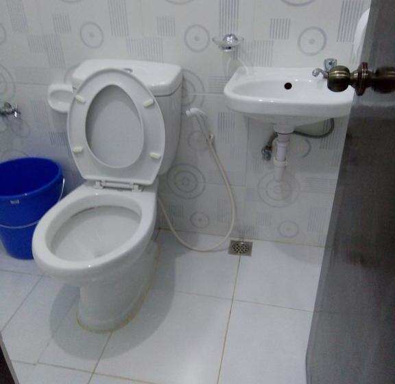 هتل Chelle S Apartelle  Inn