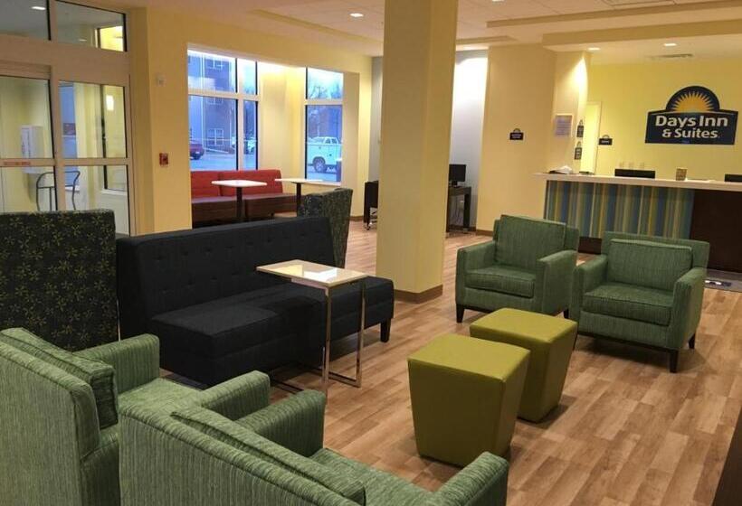 호텔 Days Inn & Suites By Wyndham Kearney Ne