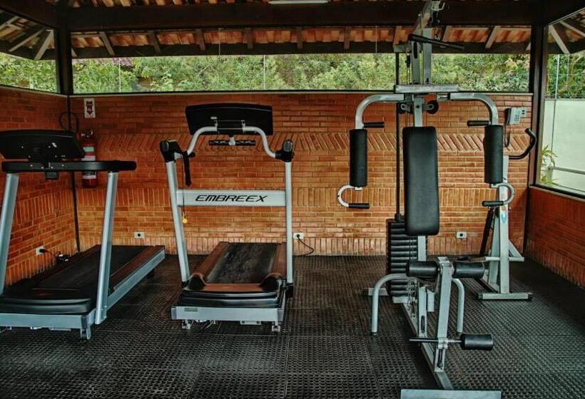 Отель Dominguez Plaza