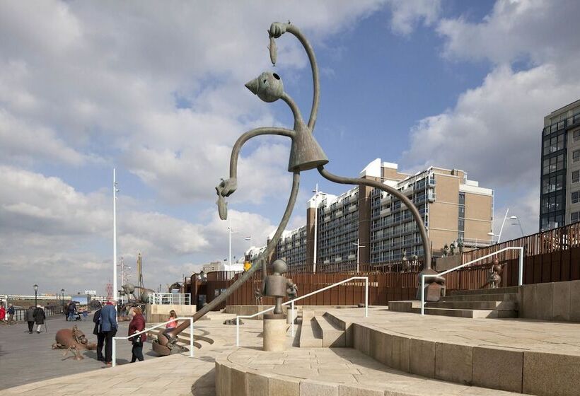 Easyhotel The Hague Scheveningen Beach