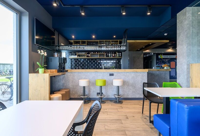 ホテル Ibis Budget Oostende Airport