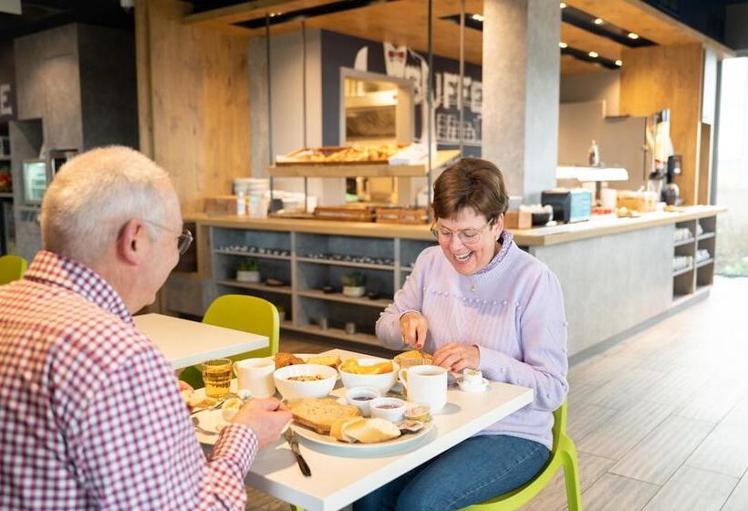 ホテル Ibis Budget Oostende Airport