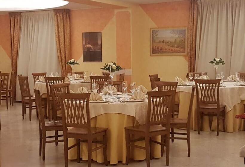 فندق La Falconara