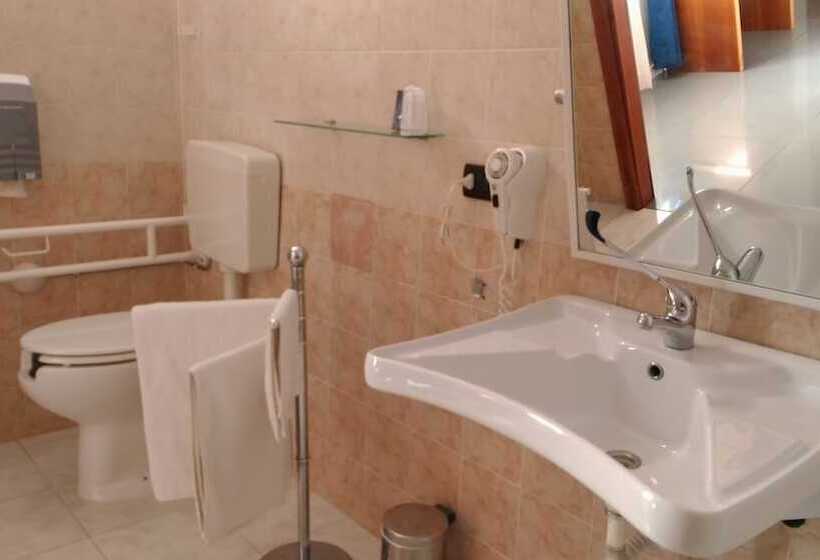 فندق La Falconara