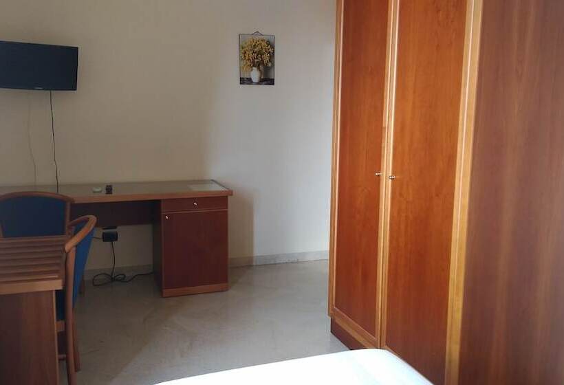 فندق La Falconara