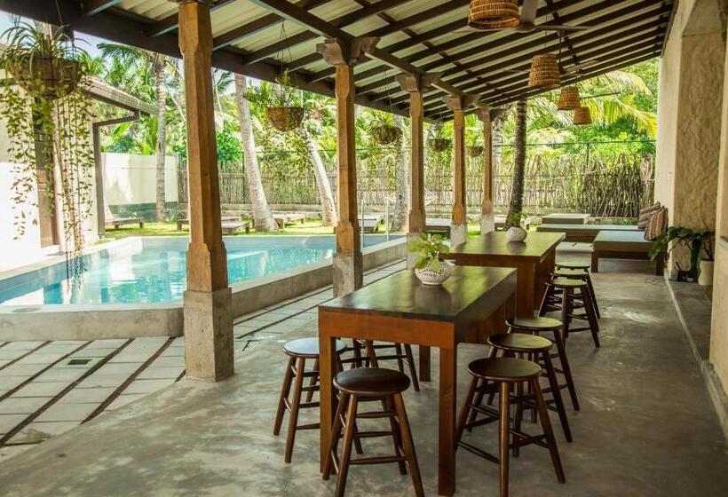 فندق Lime & Co Midi