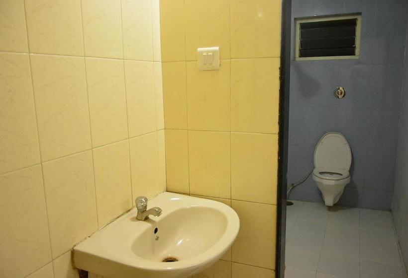 בית מלון כפרי Madhava