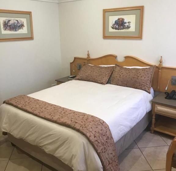فندق Midway Inn