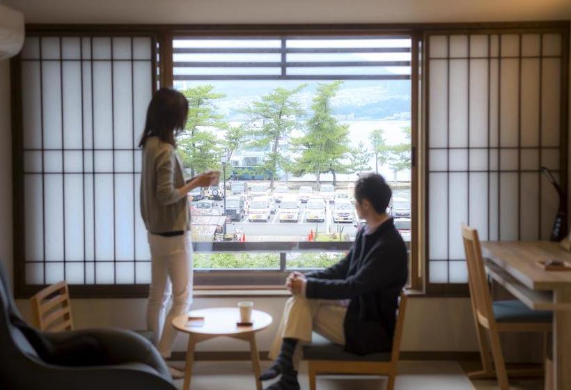 ホテル Miyajima Villa