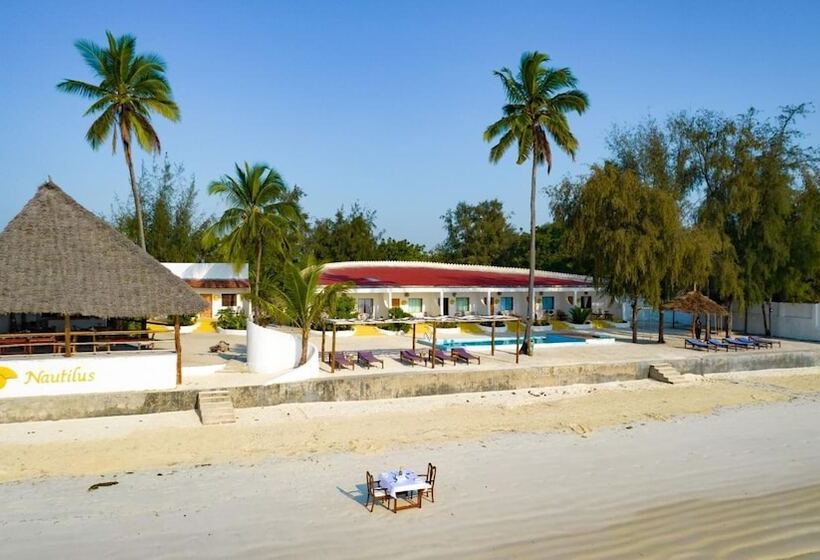 בית מלון כפרי Nautilus Boutique