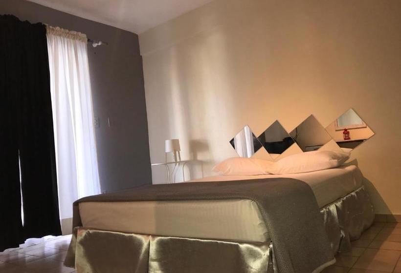 Nimat Hotel ( Hotel Villa Marianna)