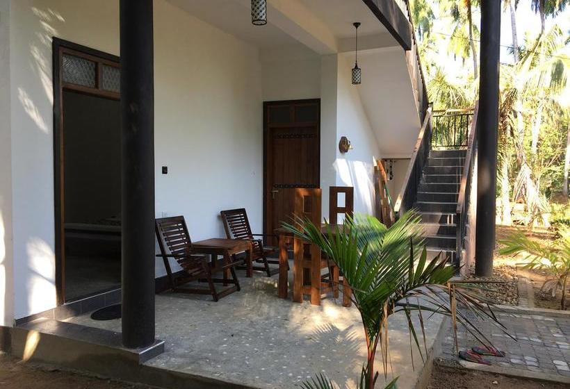 Hotel Peacock Riverside