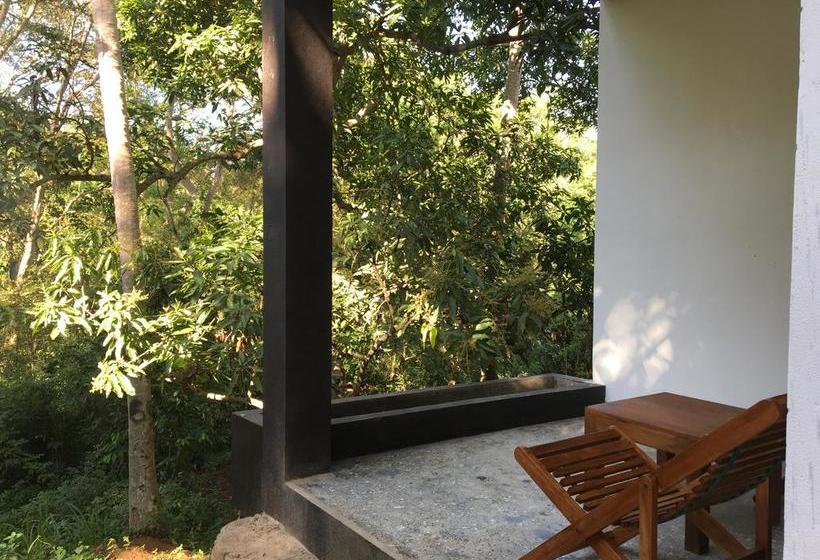 Hotel Peacock Riverside