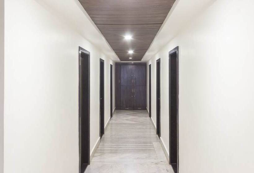 Отель Indralok Inn