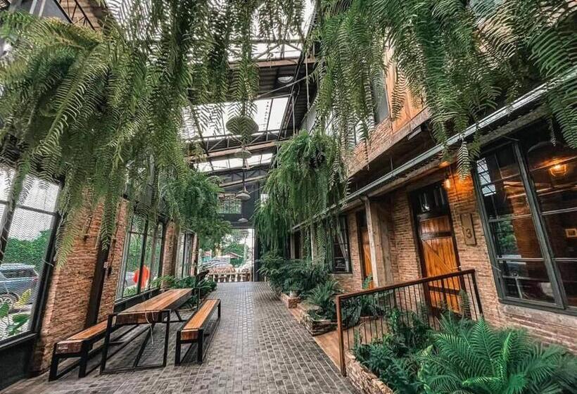 Отель Px122 Dbest