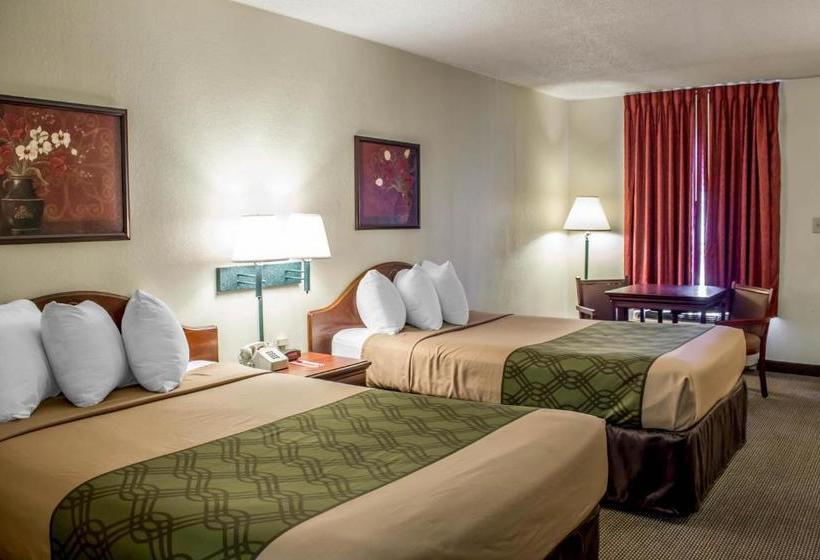 בית מלון כפרי Rodeway Inn