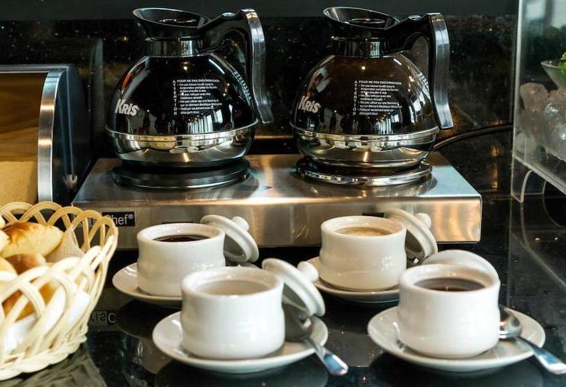 فندق S Loft Manado