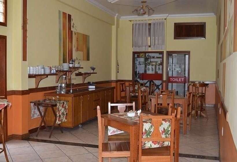 בית מלון כפרי Sulmare