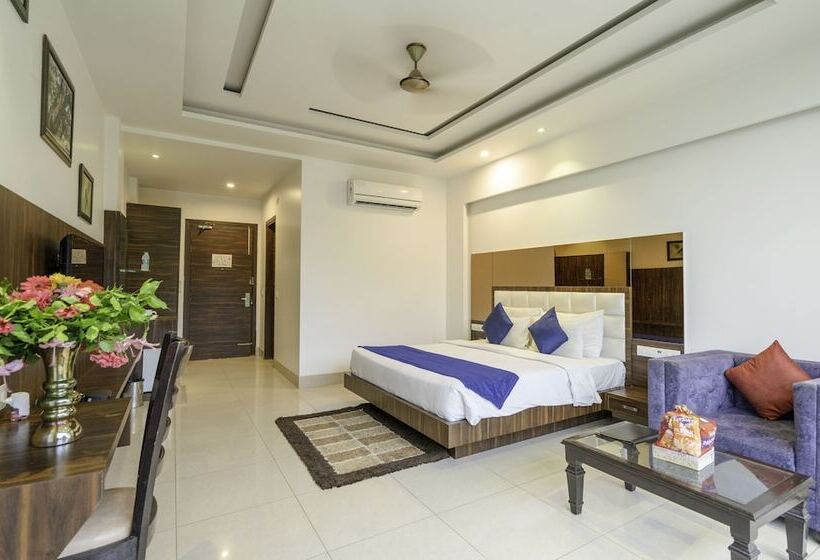 Отель Winsome Resort & Spa