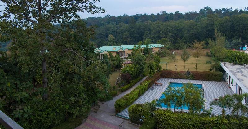 Отель Winsome Resort & Spa