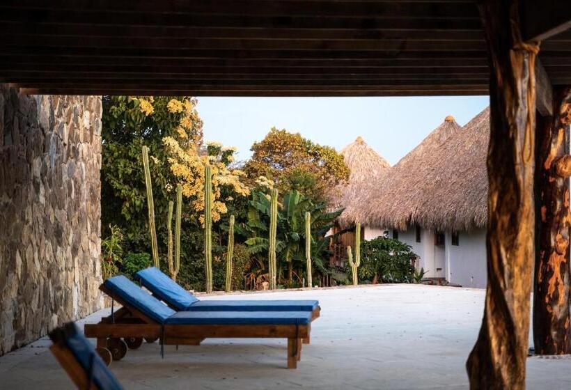 فندق Zazil Retreat