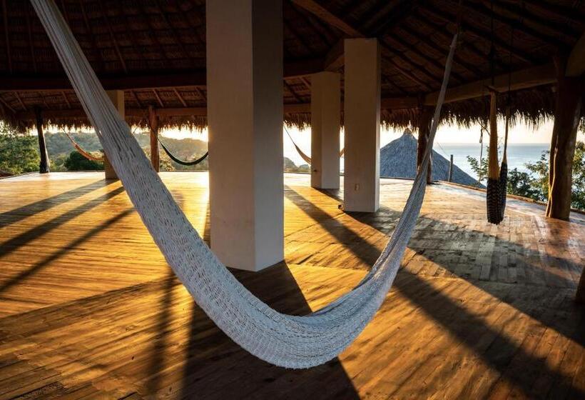 فندق Zazil Retreat