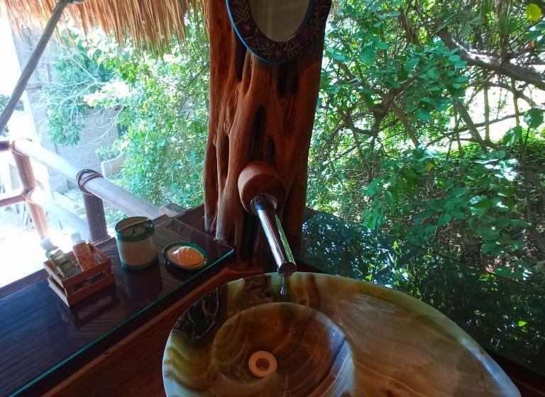 فندق Zazil Retreat