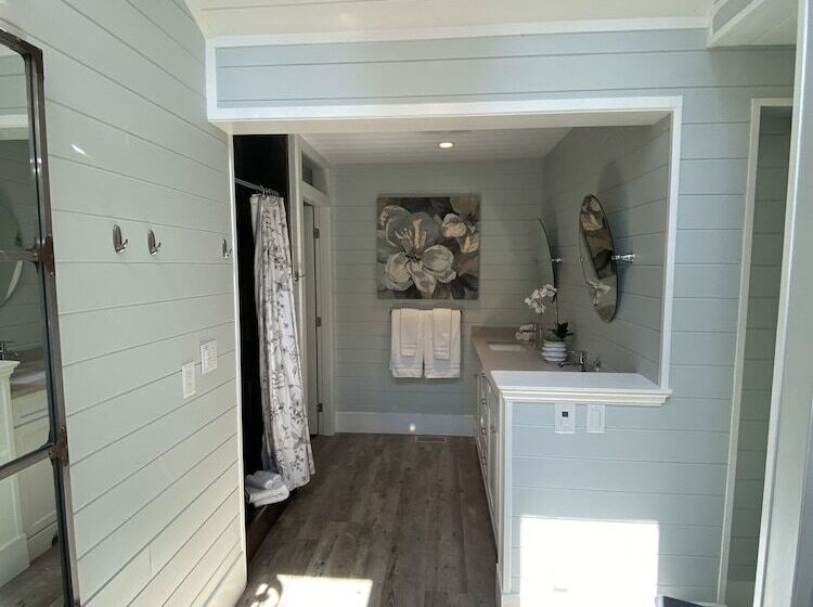 Kelowna Bed And Breakfast