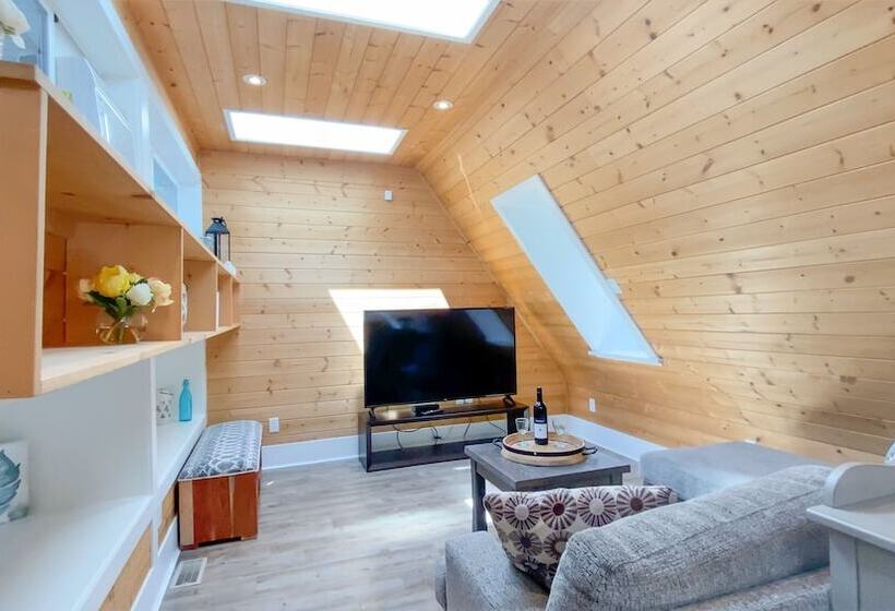 Kelowna Bed And Breakfast