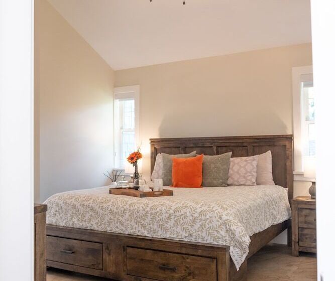 Kelowna Bed And Breakfast