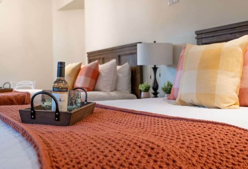 Kelowna Bed And Breakfast