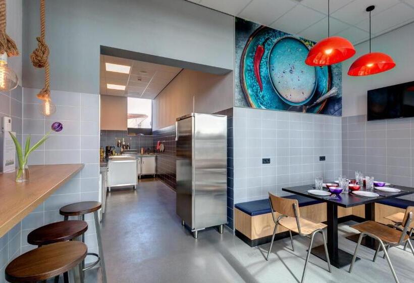 Meininger Hotel Amsterdam Amstel