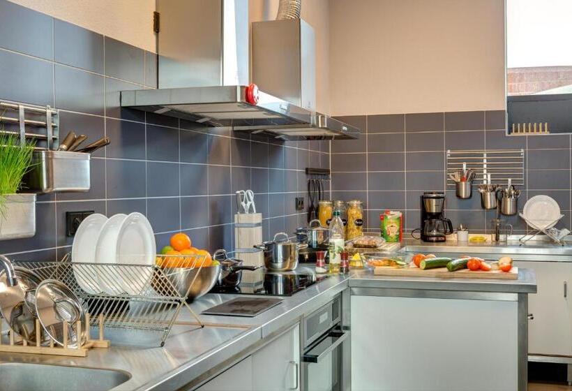 Meininger Hotel Amsterdam Amstel