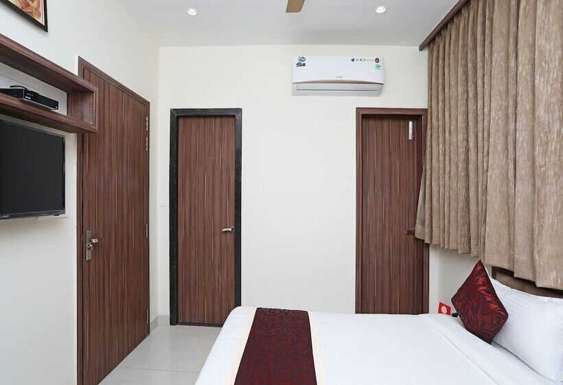 Oyo 10326 Hotel The Indra Inn